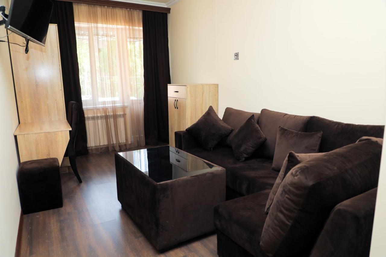 Aragast Hotel & Brewery Sevan Esterno foto